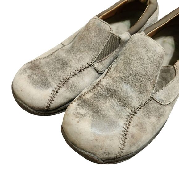 Dansko Kim Shoes Size 39 8.5 9 Brown Nubuck Slip On Distressed - Picture 2 of 10